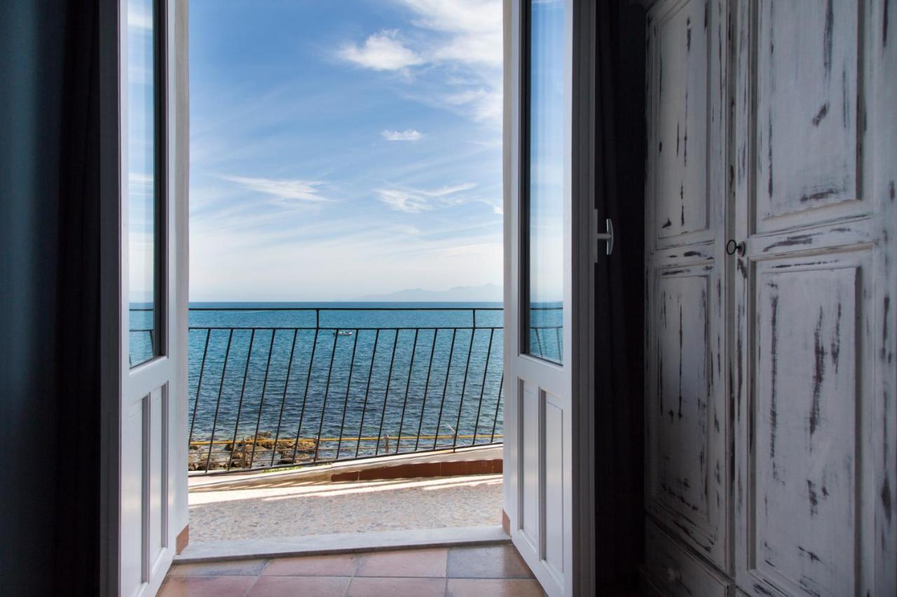 Nereidi Bed & Breakfast Santa Flavia Dış mekan fotoğraf